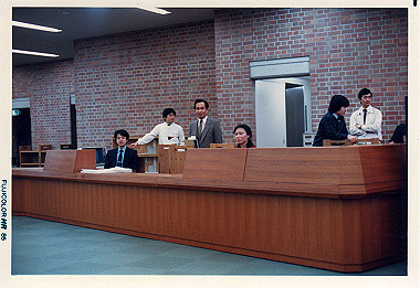 19850300003_thumb.jpg