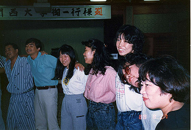 19880827007_thumb.jpg