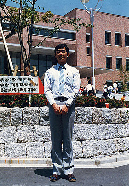 19890328003_thumb.jpg