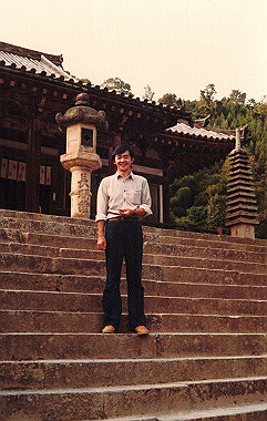 19820500_004_thumb.jpg