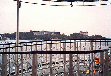 19830328_033_thumb.jpg