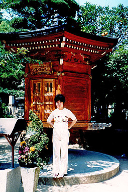 19830604_002_thumb.jpg