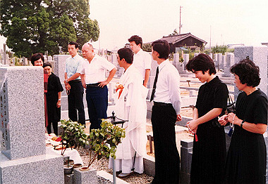 19830911_006_thumb.jpg