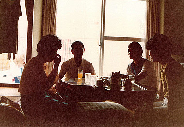19830924_903_thumb.jpg