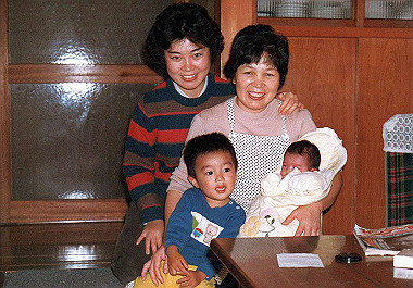 19831099_084_thumb.jpg