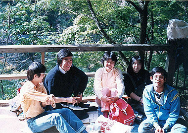 19831103_007_thumb.jpg