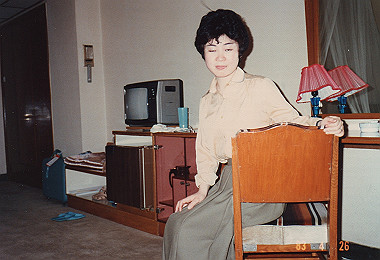 19830426018_thumb.jpg