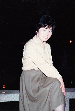 19830426021_thumb.jpg