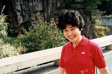 19830427035_thumb.jpg