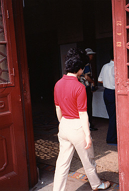 19830427061_thumb.jpg