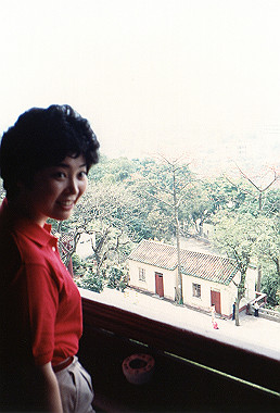 19830427073_thumb.jpg