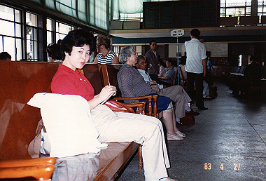 19830427074_thumb.jpg