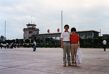 19830427091_thumb.jpg