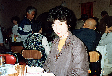 19830429152_thumb.jpg