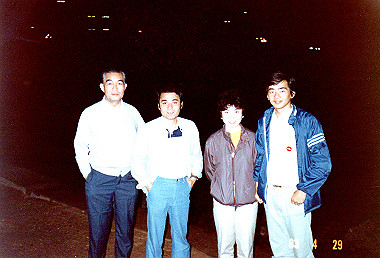 19830429172_thumb.jpg