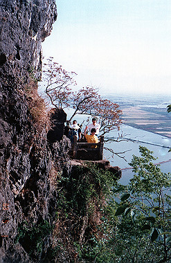 19830501216_thumb.jpg