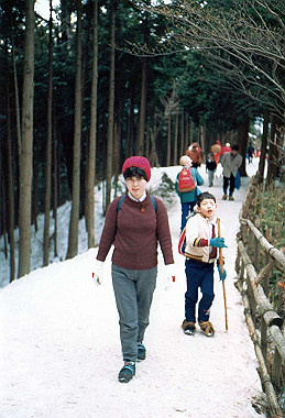 19840212_040_thumb.jpg