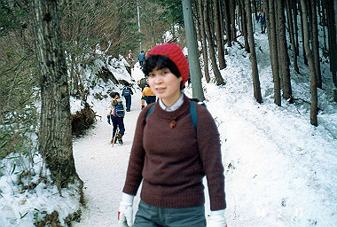 19840212_070_thumb.jpg