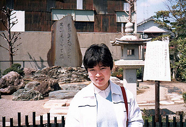 19840325_003_thumb.jpg