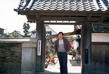 19840325_004_thumb.jpg