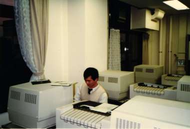 19850521_003_thumb.jpg