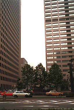 19850526_302_thumb.jpg