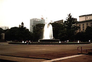 19850526_306_thumb.jpg