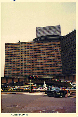 19850616_033_thumb.jpg