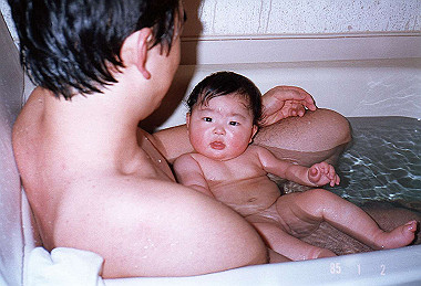 19850102_001_thumb.jpg