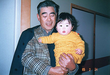 19850224_001_thumb.jpg