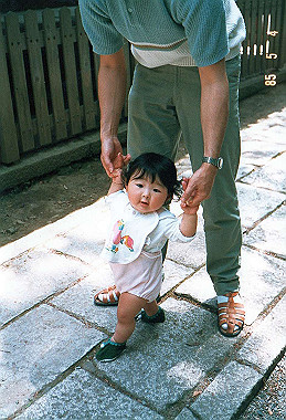 19850504_006_thumb.jpg