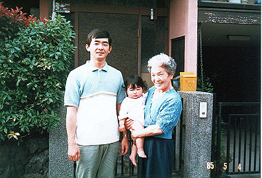 19850504_013_thumb.jpg