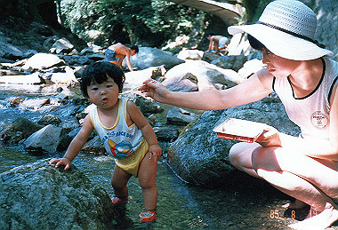 19850819_001_thumb.jpg