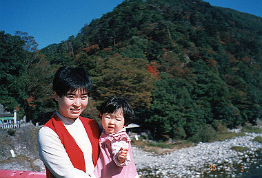 19851103_002_thumb.jpg