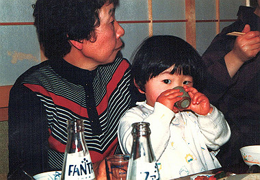 19851200_012_thumb.jpg