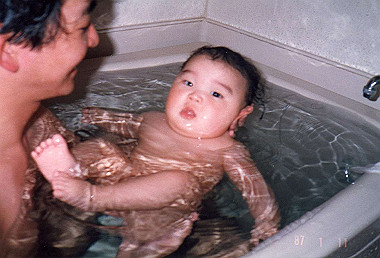 19870111_004_thumb.jpg