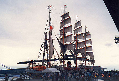 19870503_009_thumb.jpg