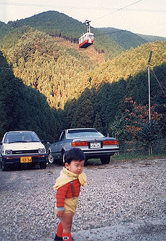 19871010_019_thumb.jpg
