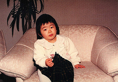 19880199_003_thumb.jpg