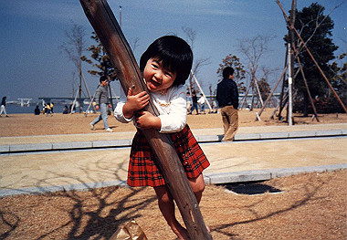 19880300_011_thumb.jpg