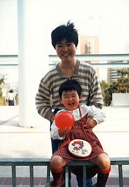 19880300_016_thumb.jpg