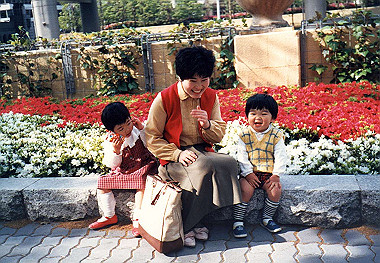 19880400_009_thumb.jpg