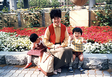 19880400_010_thumb.jpg