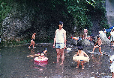 19890707_014_thumb.jpg