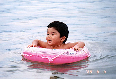 19890809008_thumb.jpg