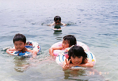 19890811014_thumb.jpg