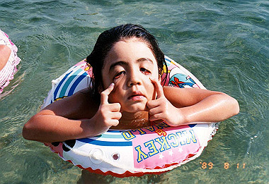 19890811020_thumb.jpg