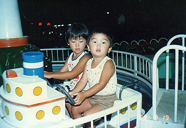 19890819_007_thumb.jpg