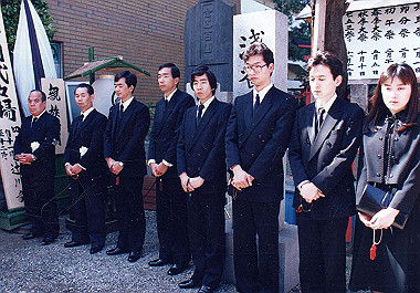 19900304014_thumb.jpg