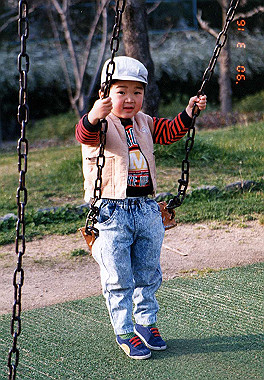 19900316011_thumb.jpg